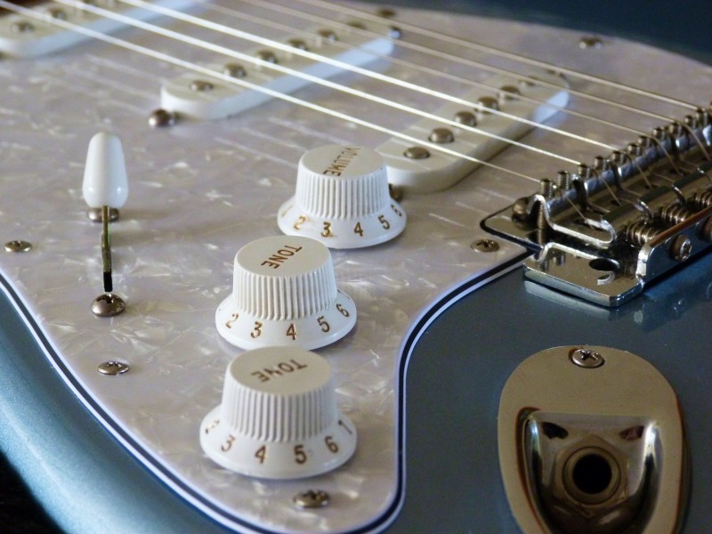 Fender Stratocaster Controls