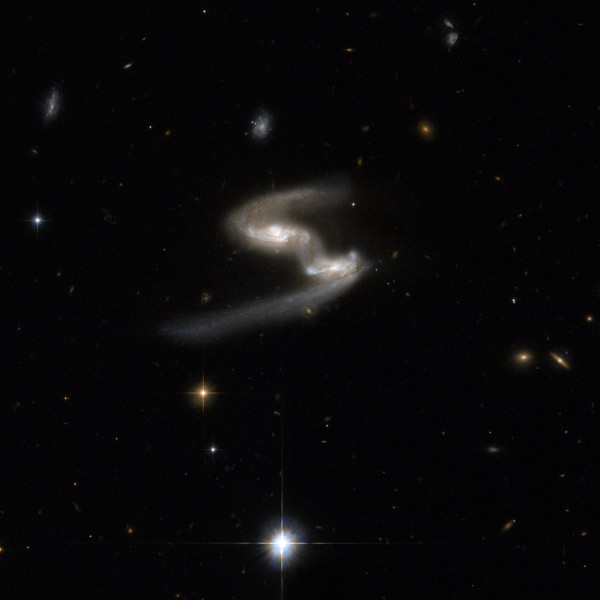 Hubble Interacting Galaxy ESO 77-14 (2008-04-24)