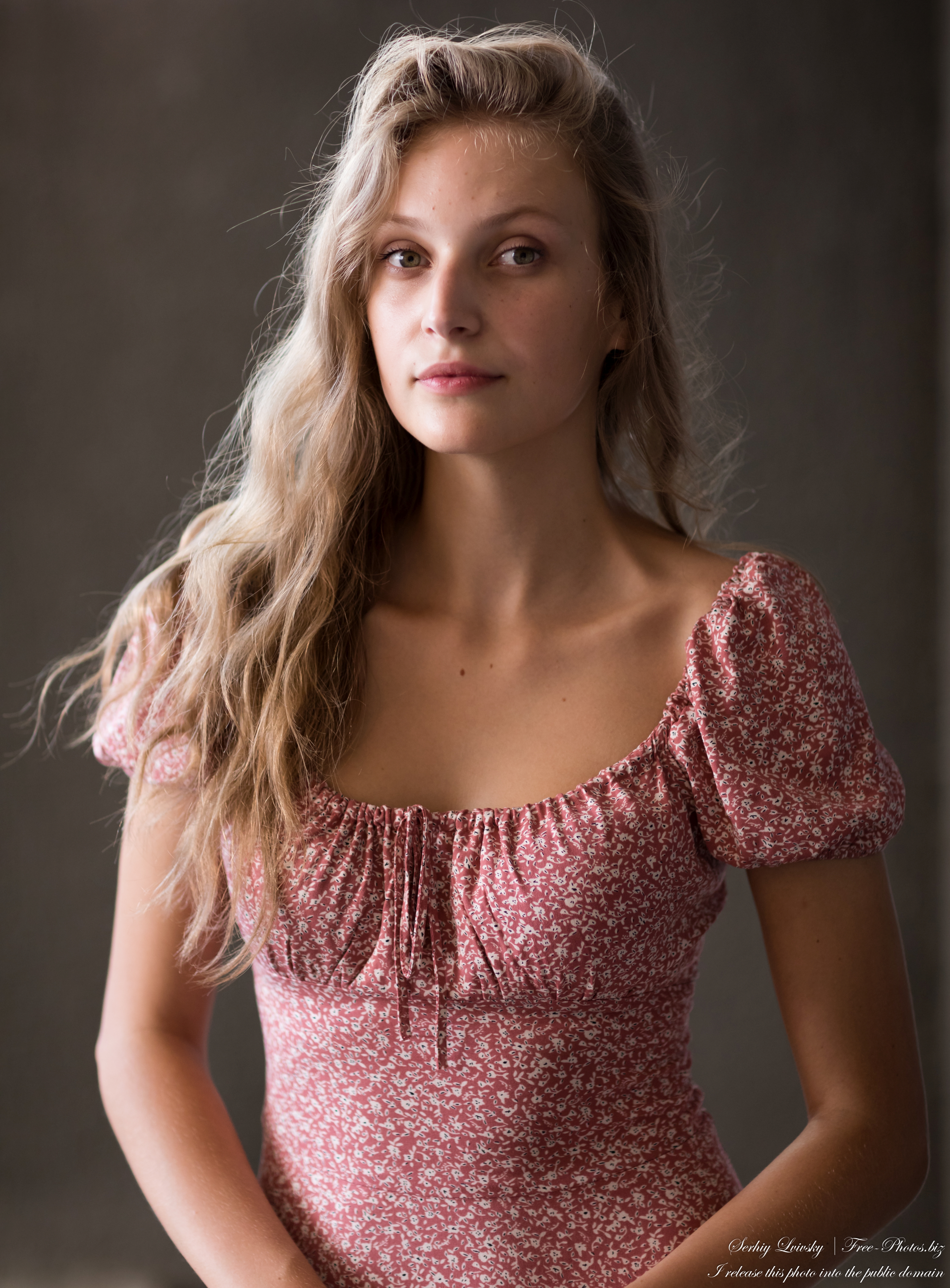renata_a_22-year-old_natural_blonde_woman_july_2021_by_serhiy_lvivsky_08