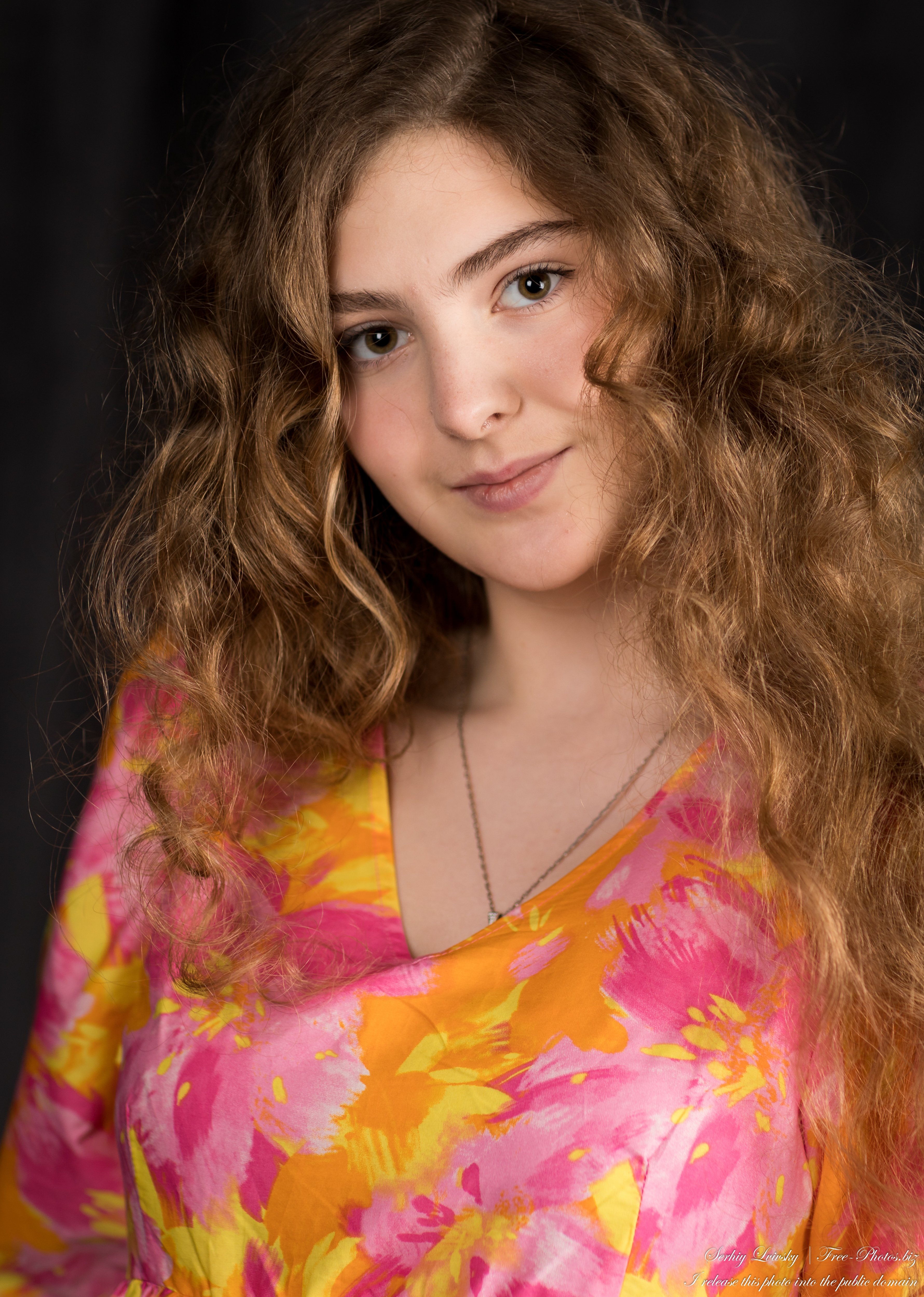 kornelia_a_15-year-old_girl_with_natural_curly_hair_in_april_2023_by_serhiy_lvivsky_09