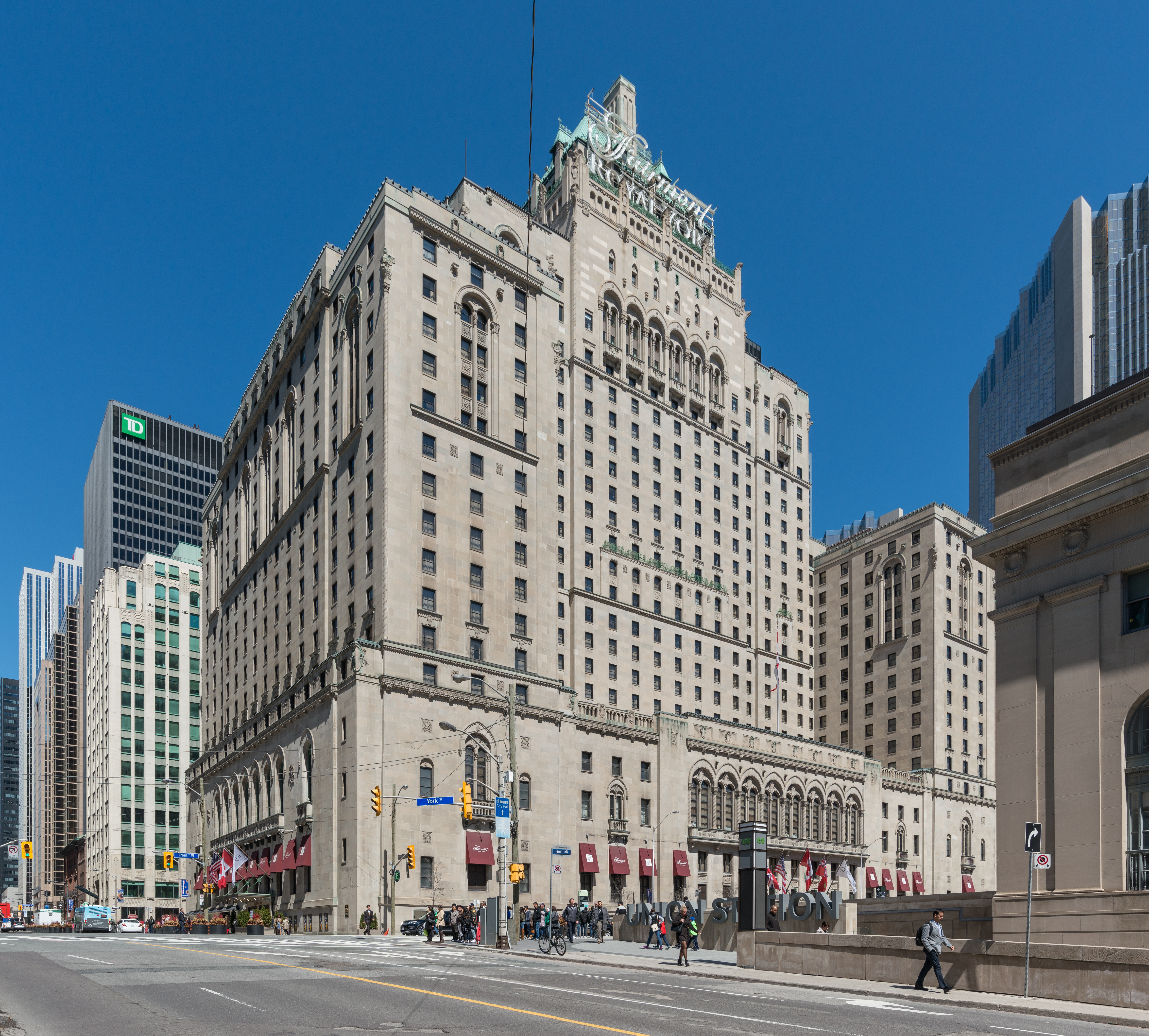 Fairmont Royal York, Toronto, Southwest view 20170417 1