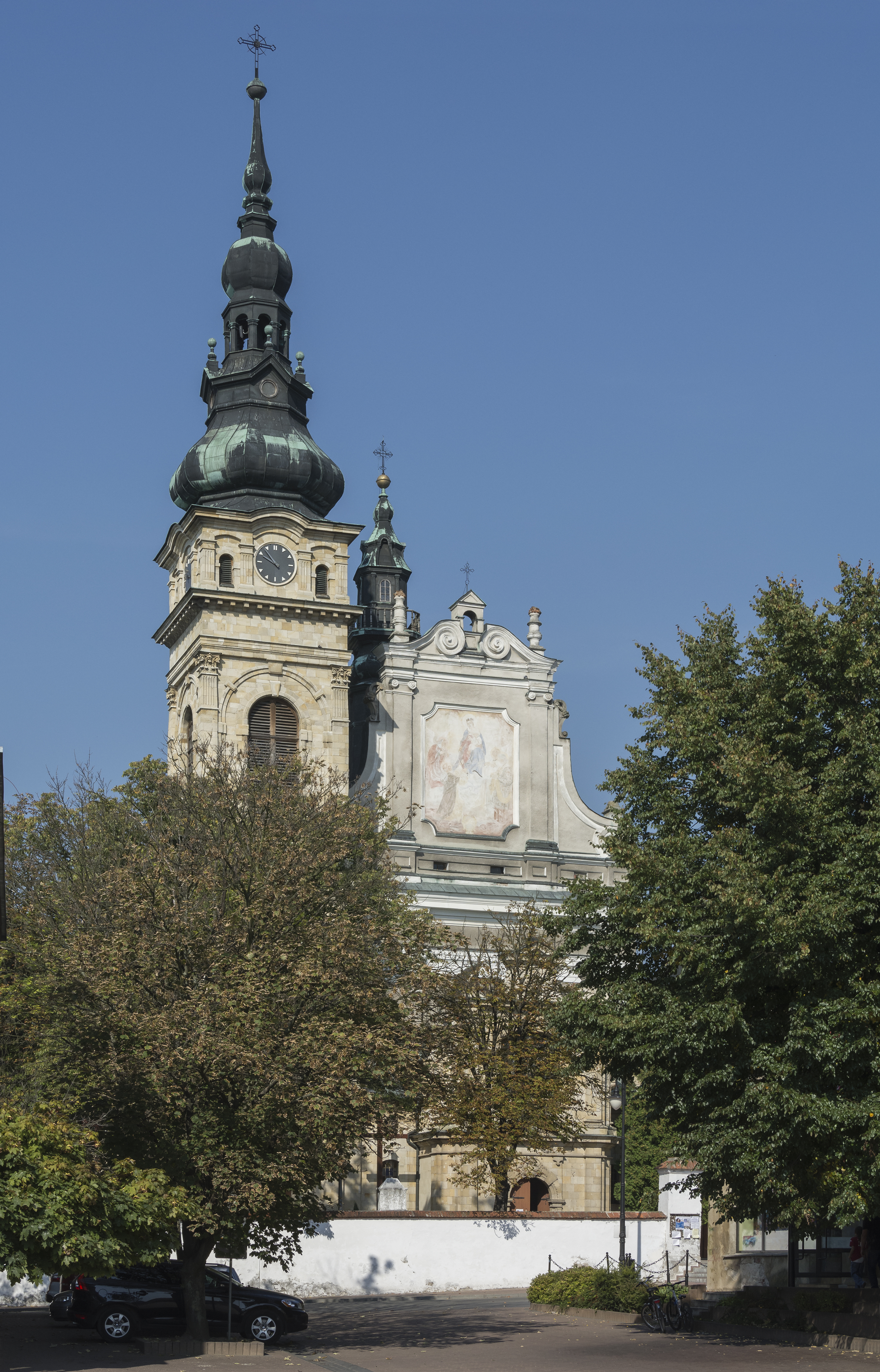 2014 Tarnobrzeg, kościół Wniebowzięcia NMP, 02