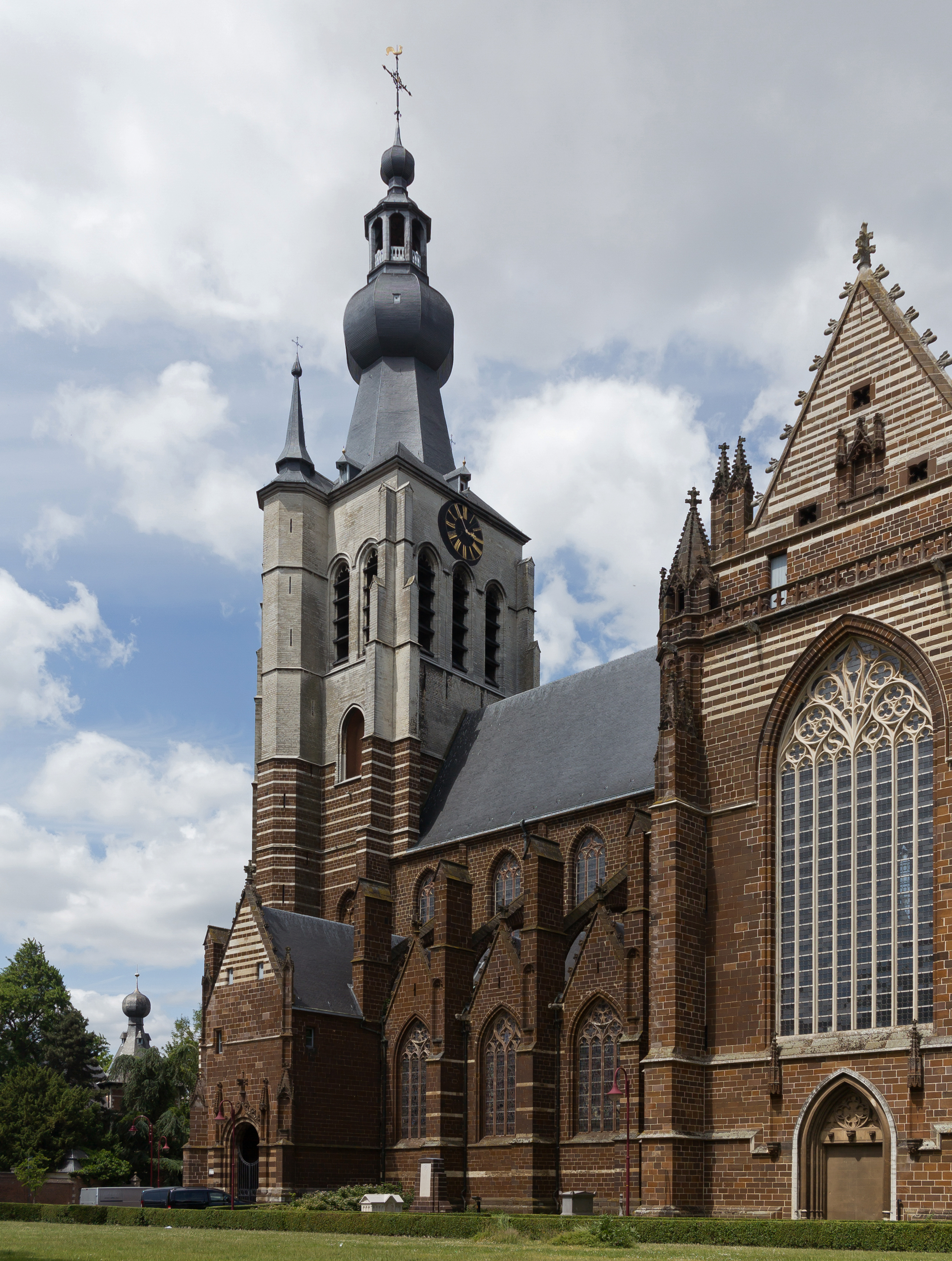 Aarschot, parochiekerk Onze-Lieve-Vrouw oeg41424 foto4 205-06-08 14.20