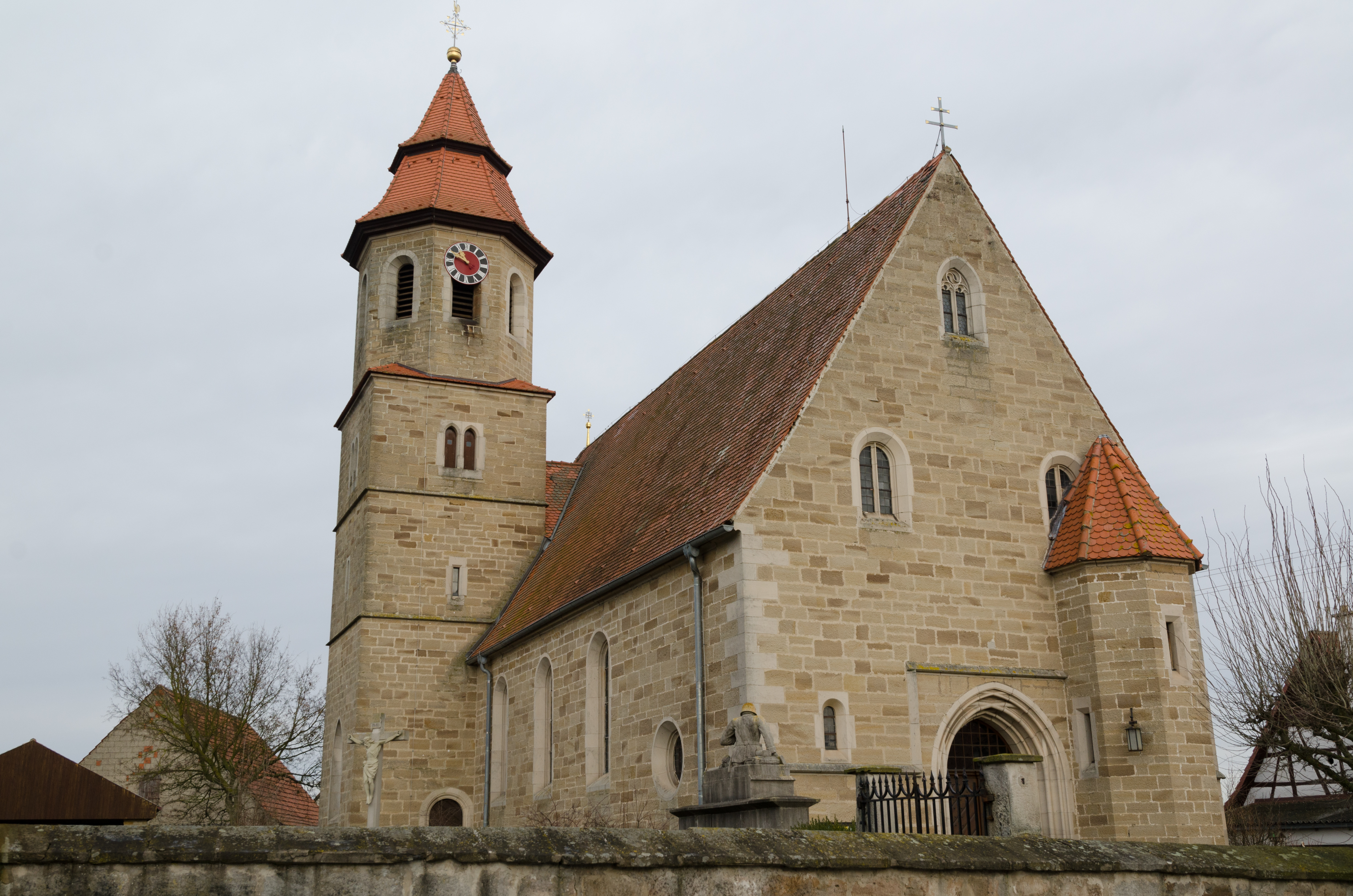 Bad Königshofen im Grabfeld, Gaboldshausen, Torweg, St. Laurentius, 001