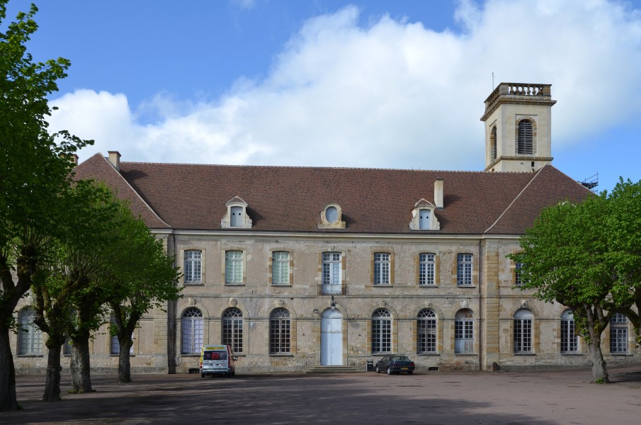 Abbaye St Leonard a Corbigny DSC 0414