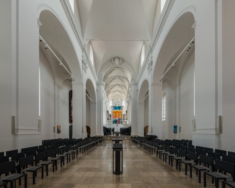 Augustinerkirche, Würzburg, Nave 20150814 1