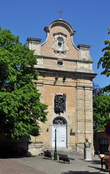 Brugge Theresianenkerk R01