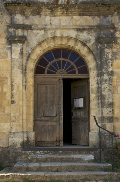 Entrée église sainte Catherine Limeuil