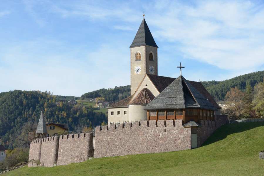 Pfarrkirche Seis von Süden