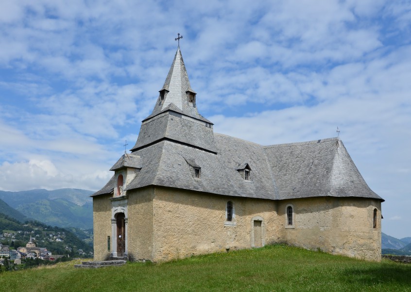 Saint-Savin 65 Chapelle ND-de-Piétat vue-S 2014