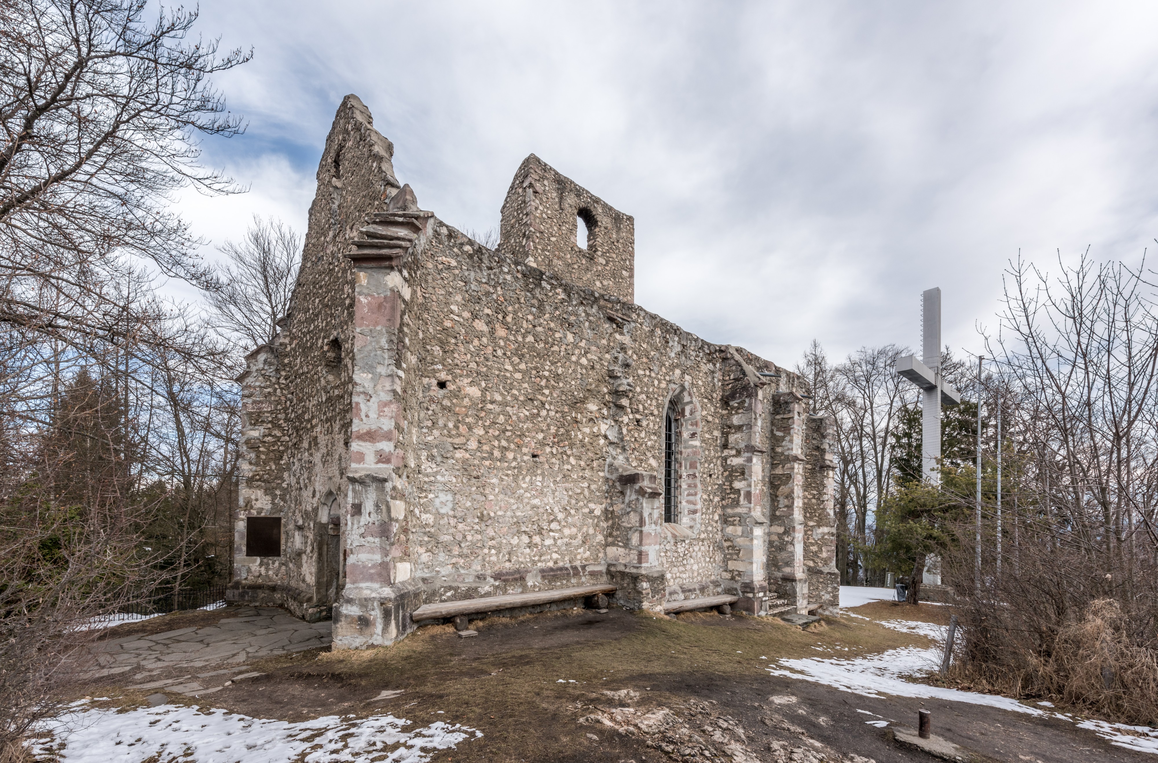 Klagenfurt Wölfnitz Ulrichsberg Kirchenruine SW-Ansicht 02032017 6422