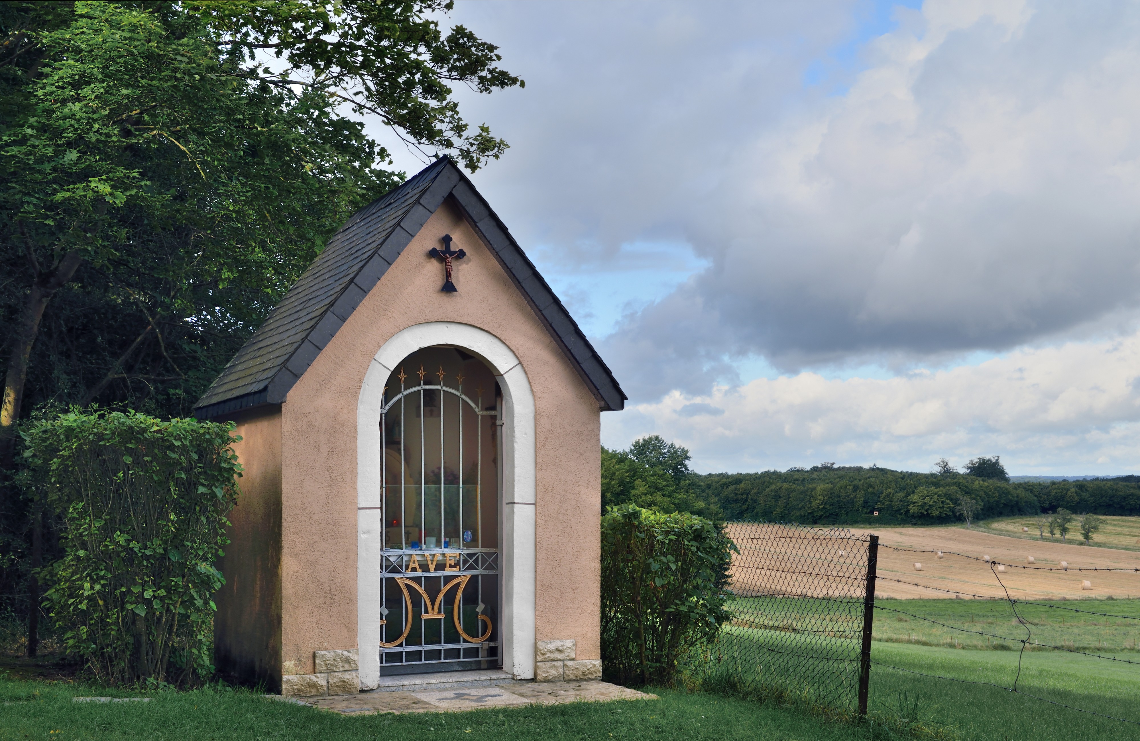 Luxembourg Roeser St Donatus chapel right