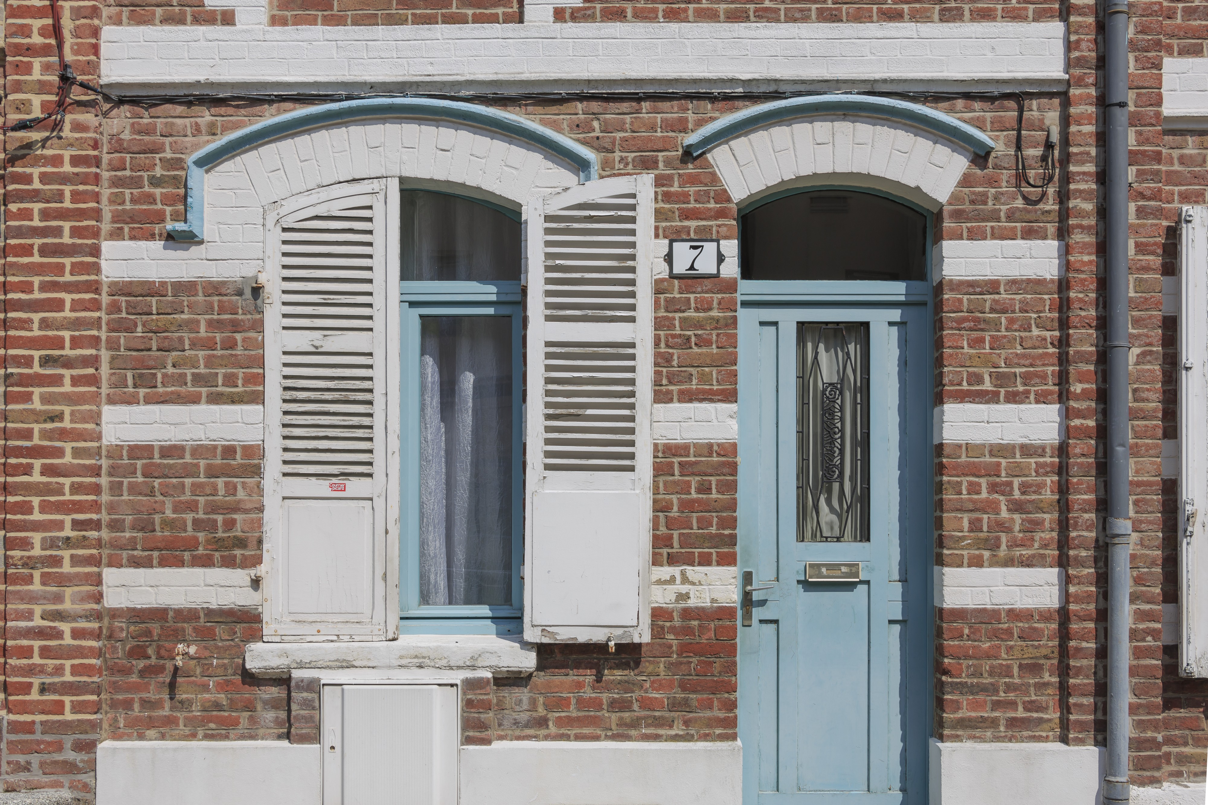 Amiens France Buildings-in-Rue-des-Granges-02