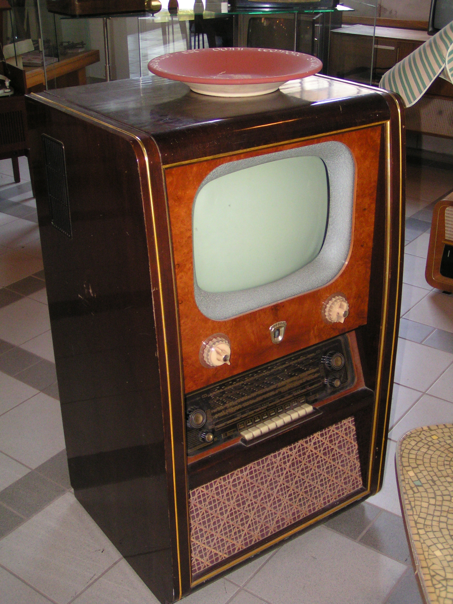 Fernseher