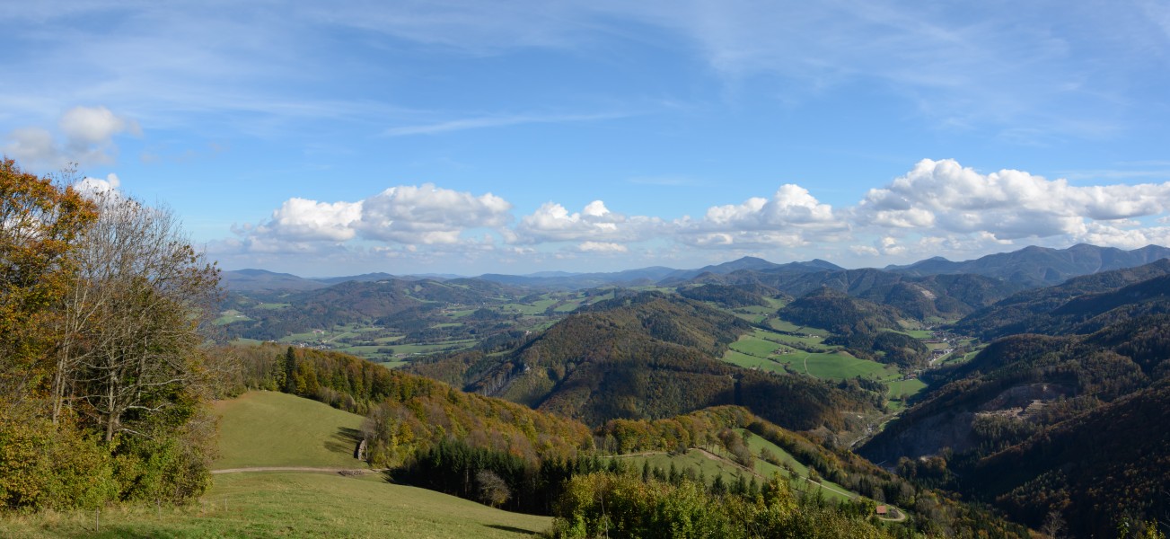 Hainfelder Hütte Panorama Ost 01