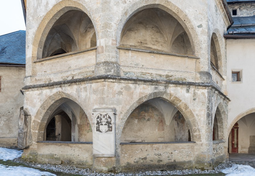 Maria Saal Am Platzl 6 Heidentempel Wappengrabstein Hanns Pruggmayr 27022015 0084