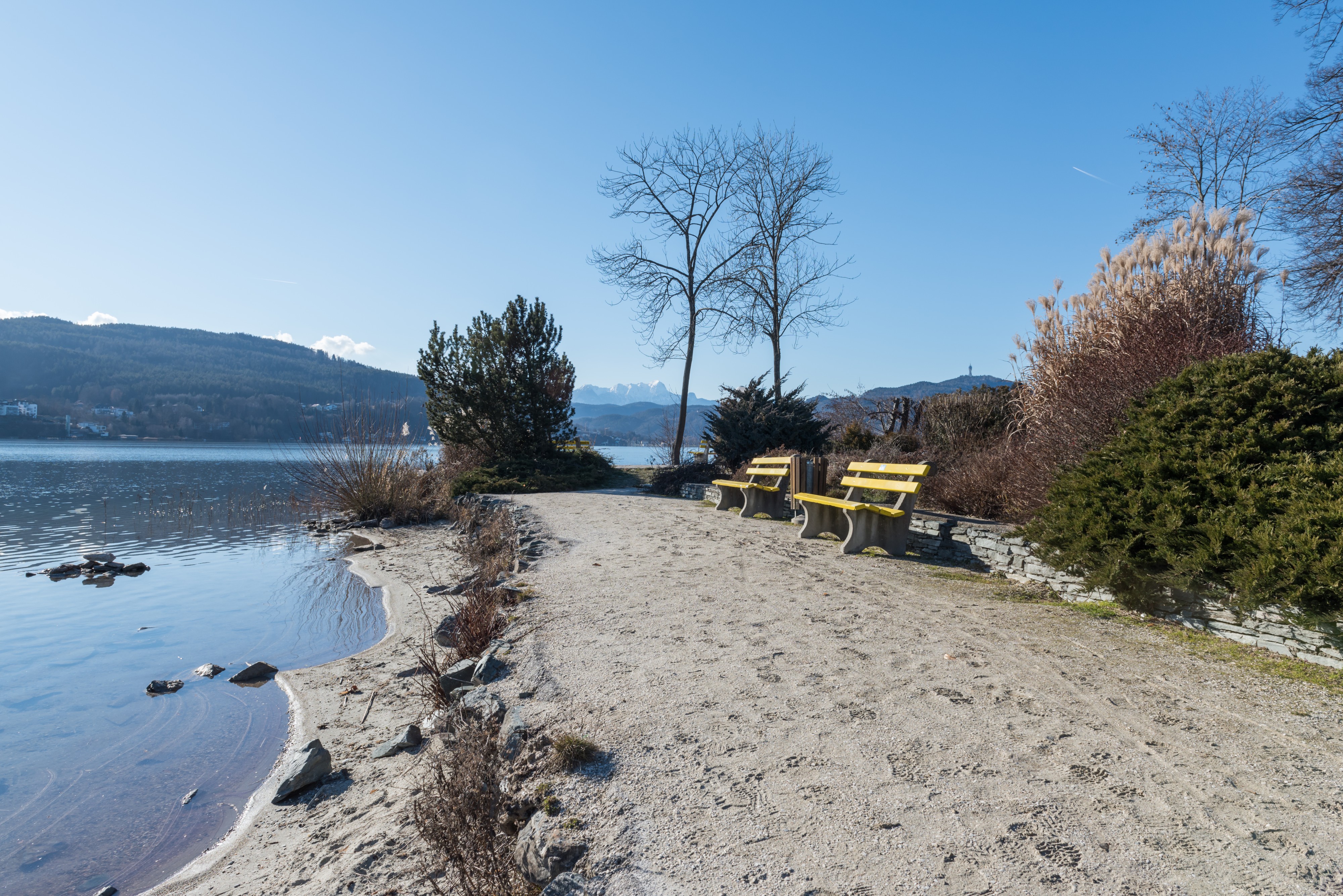 Krumpendorf Parkweg Kurpark am See-Ufer 18012016 0171