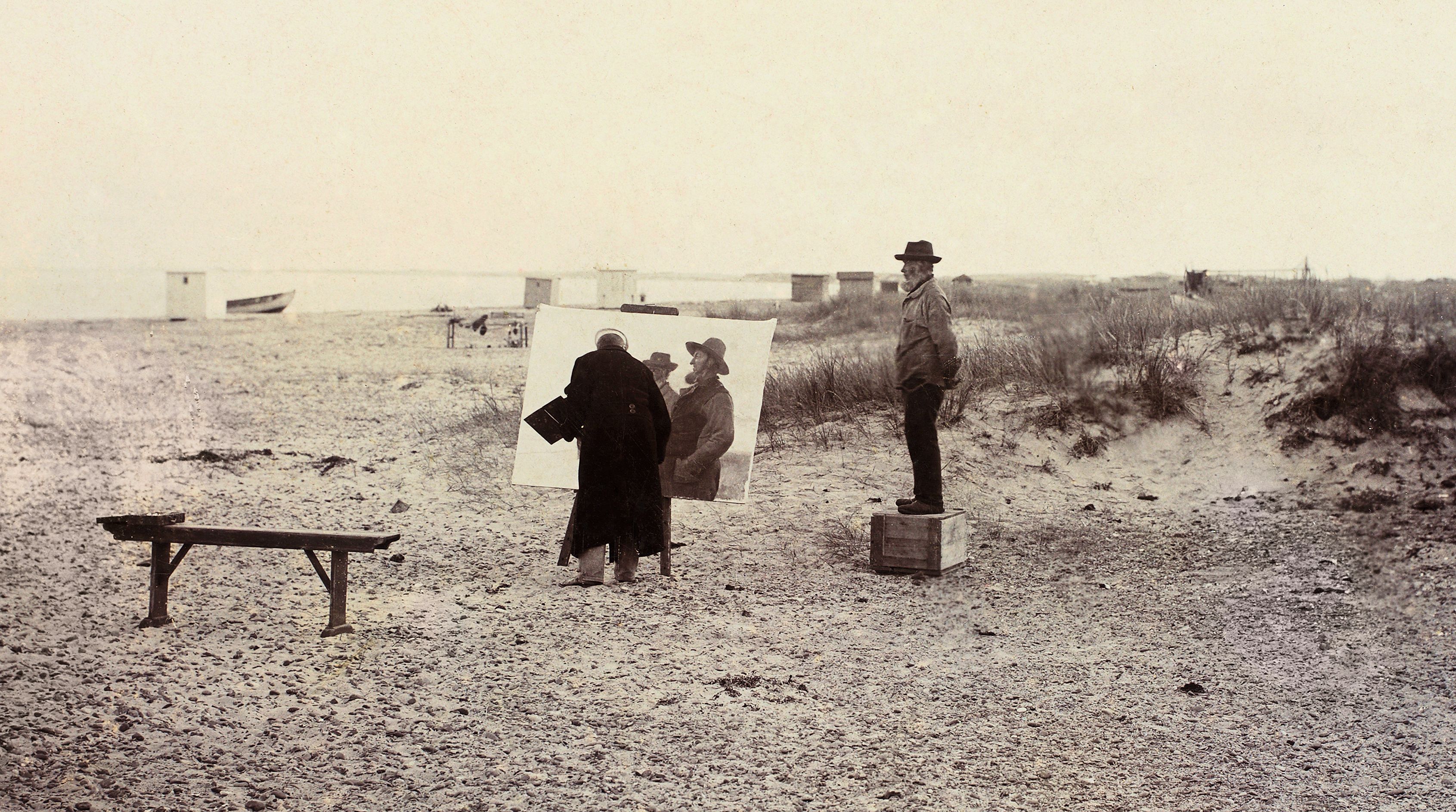 Adjusted Michael Ancher maler efter model på Sønderstrand. (1890’erne)