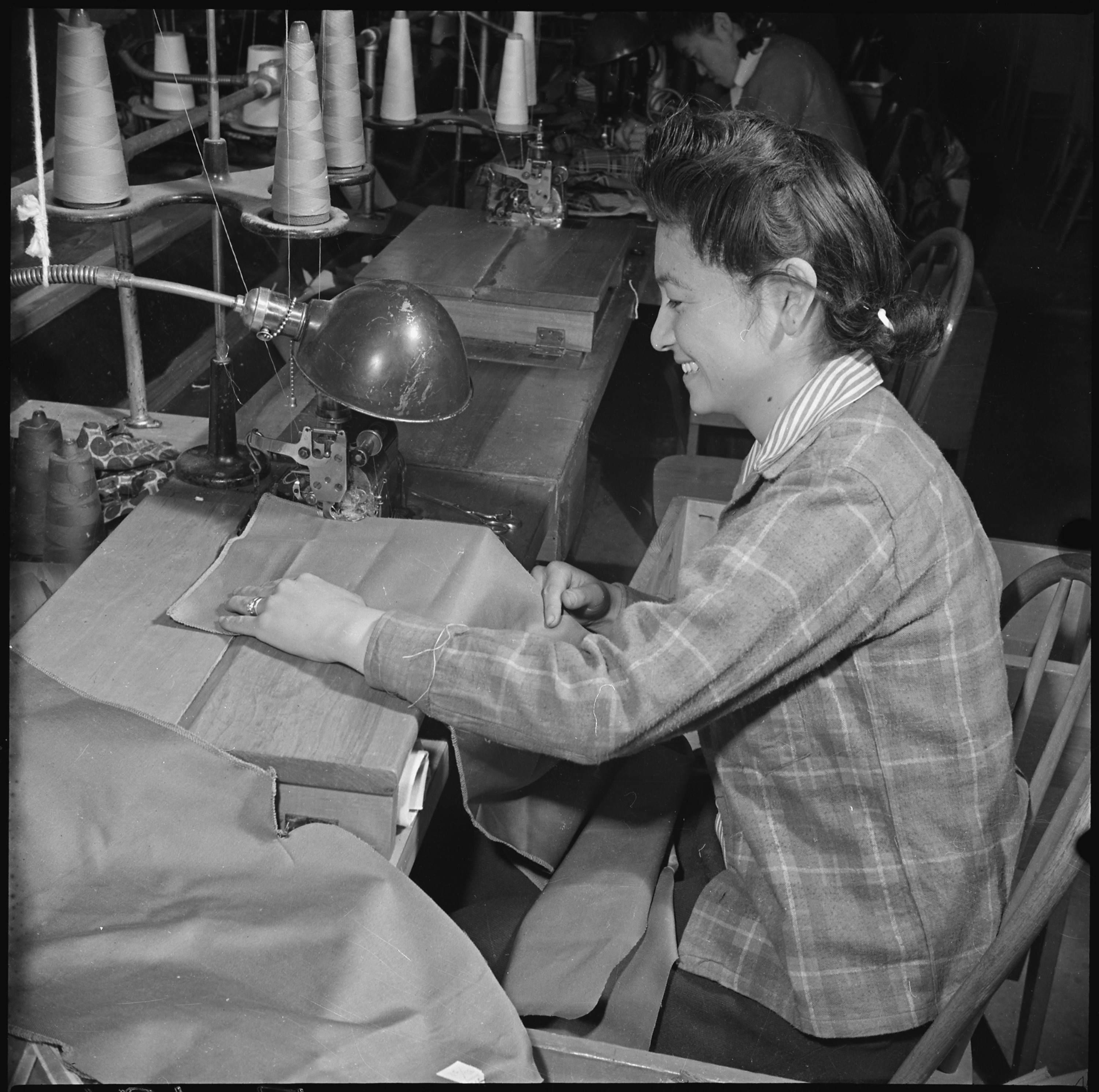 Manzanar Relocation Center, Manzanar, California. Mrs. Mary Nagao, former housewife from Los Angele . . . - NARA - 536931