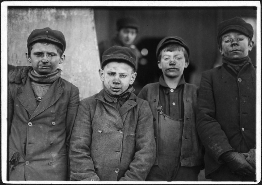 Breaker ^9, Hughestown Borough Pa. Coal Co. One of these is James Leonard, another is Stanley Rasmus. Pittston, Pa. - NARA - 523382