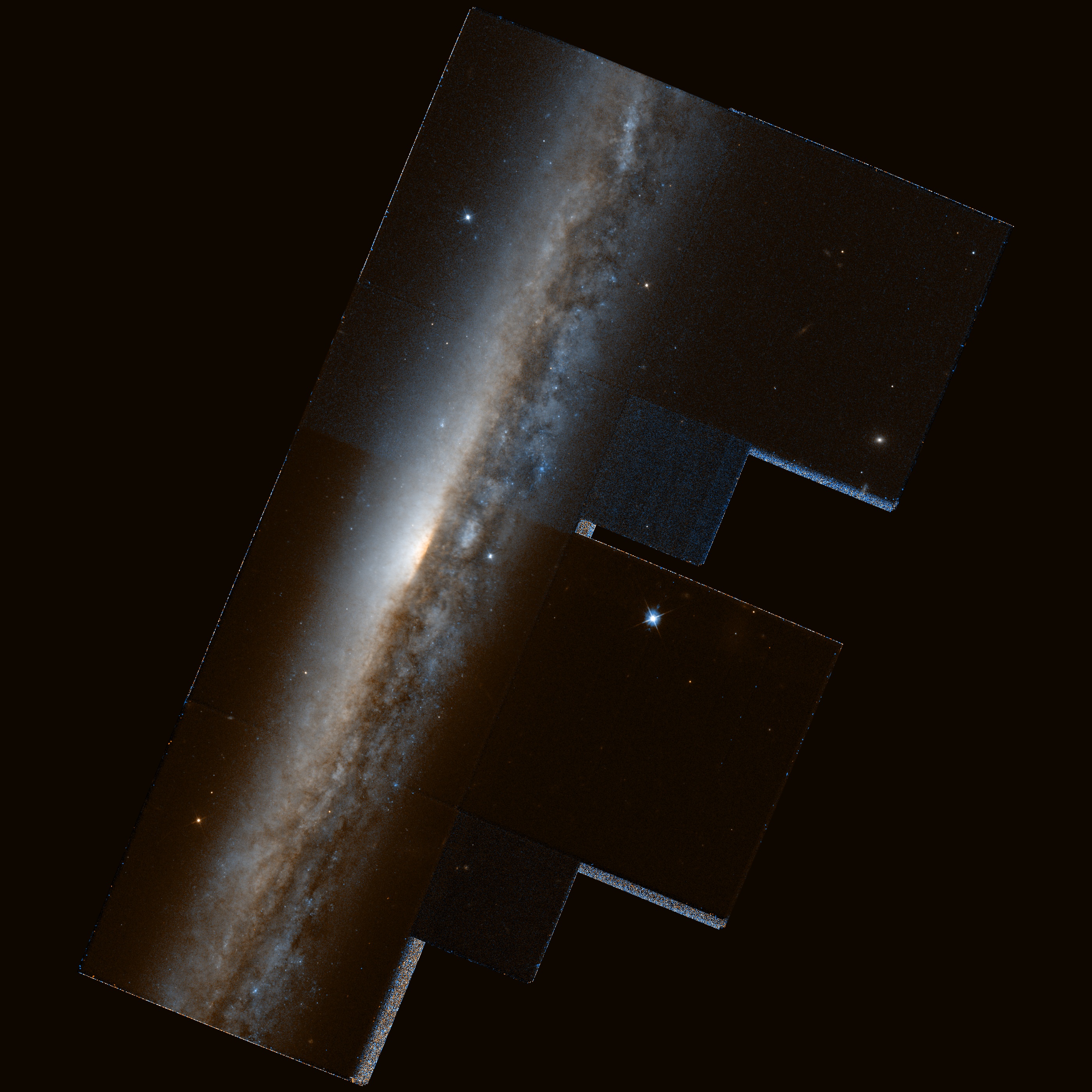 Ngc5907-hst-R814GB450