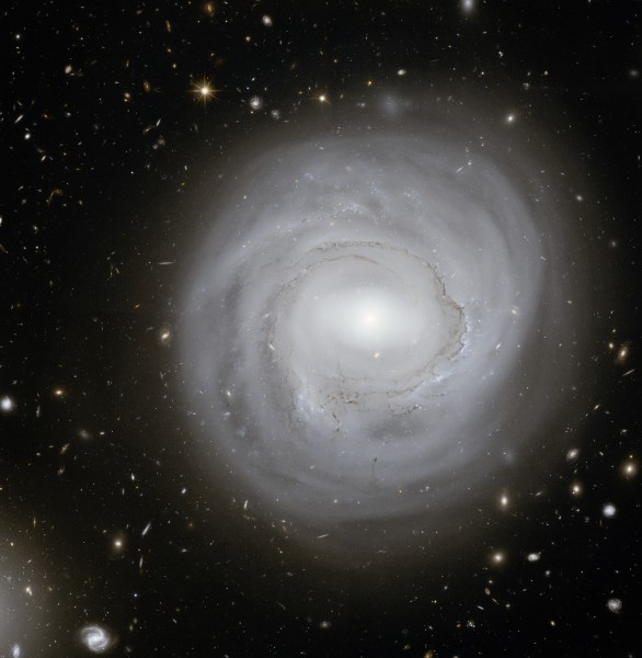 NGC 4921 by HST
