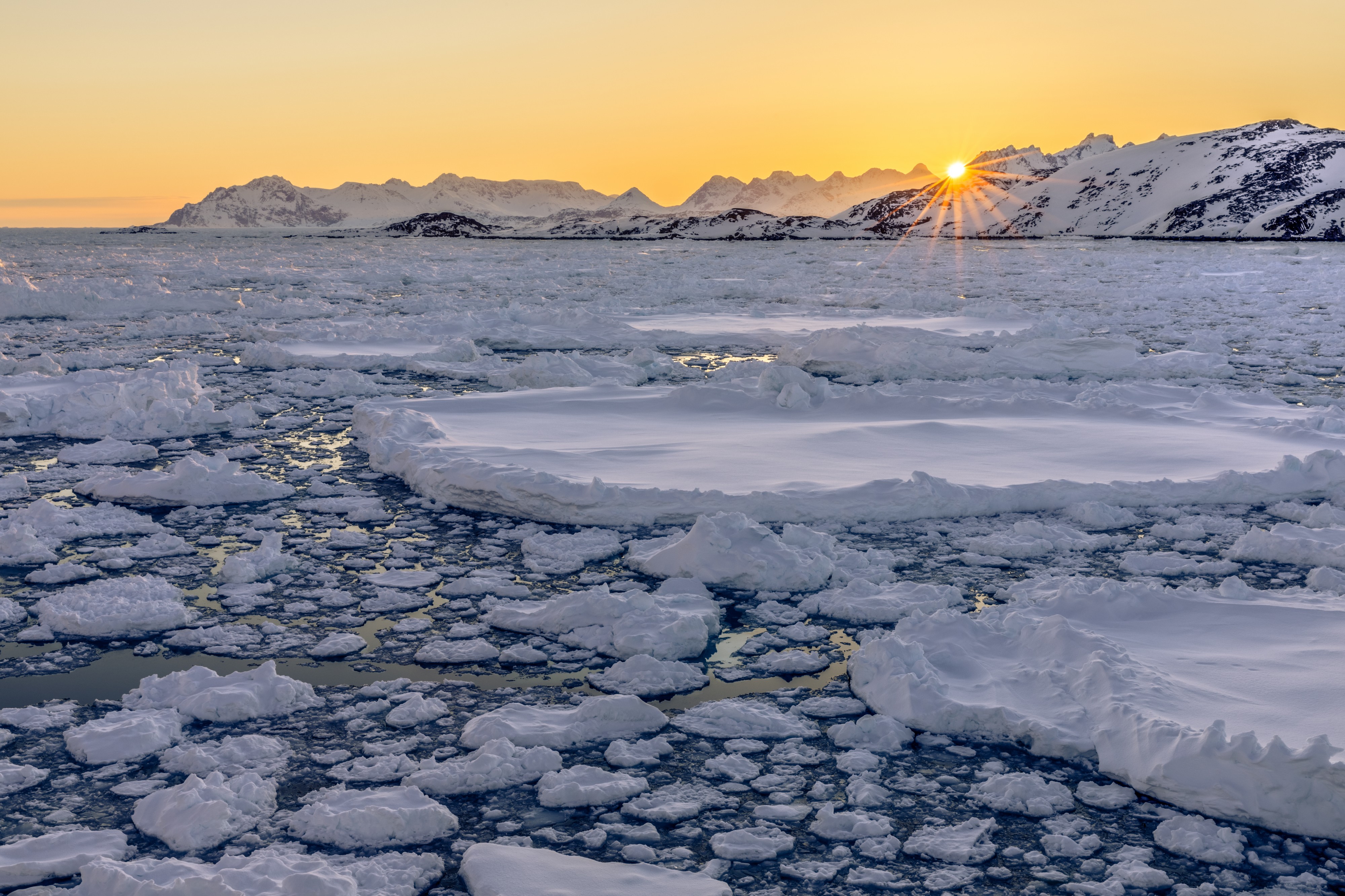 Sunset over drift ice (34281559366)