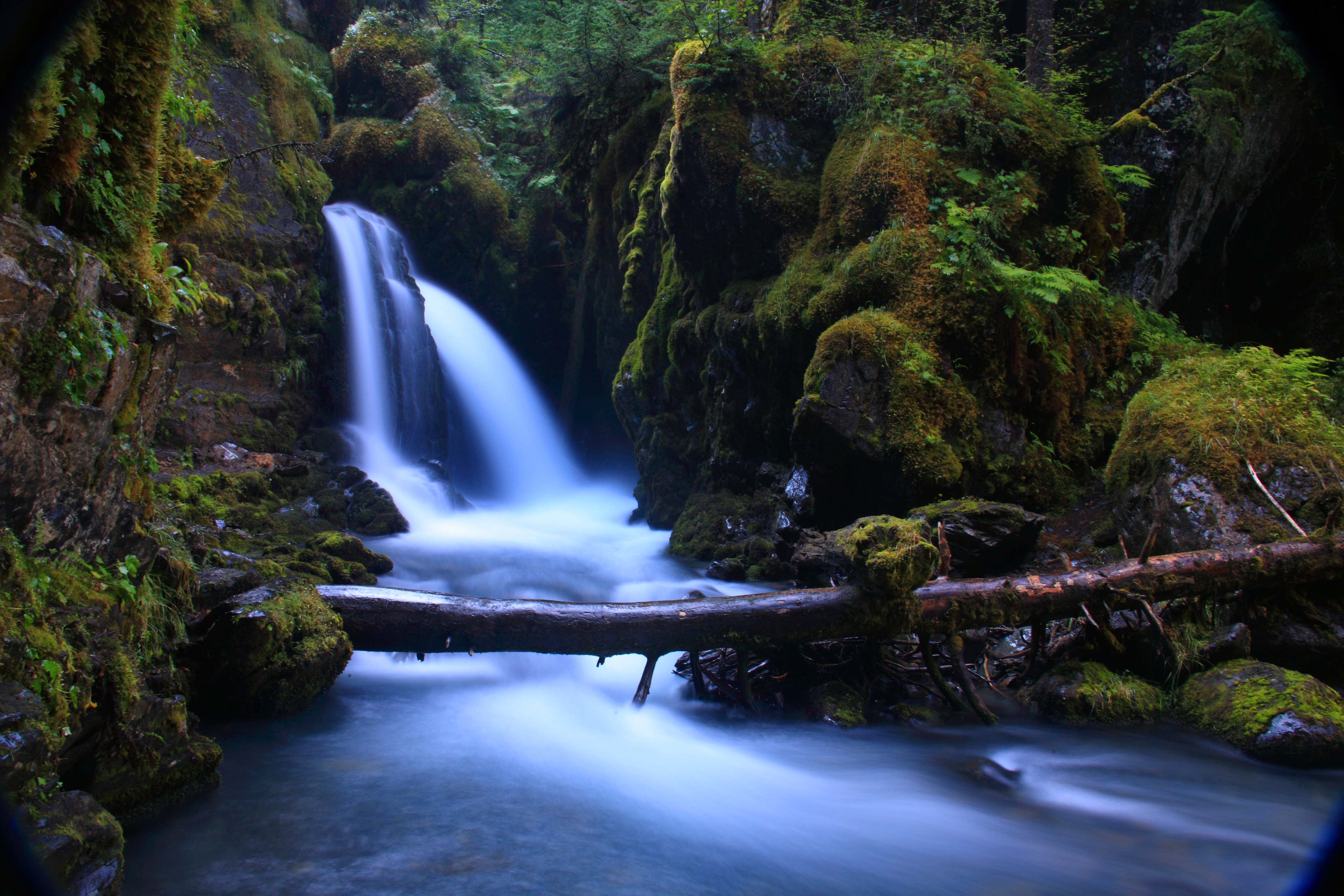 Long exposure of Virgin Creek Falls