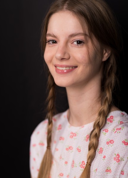 Vika - a 19-year-old girl - from the fourth photo session, taken by Serhiy Lvivsky in January 2024, portrait 36