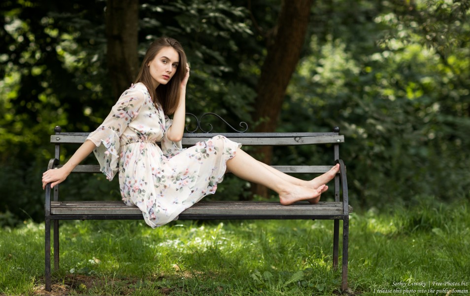 Julia - a 15-year-old girl photographed in July 2019 by Serhiy Lvivsky, picture 24