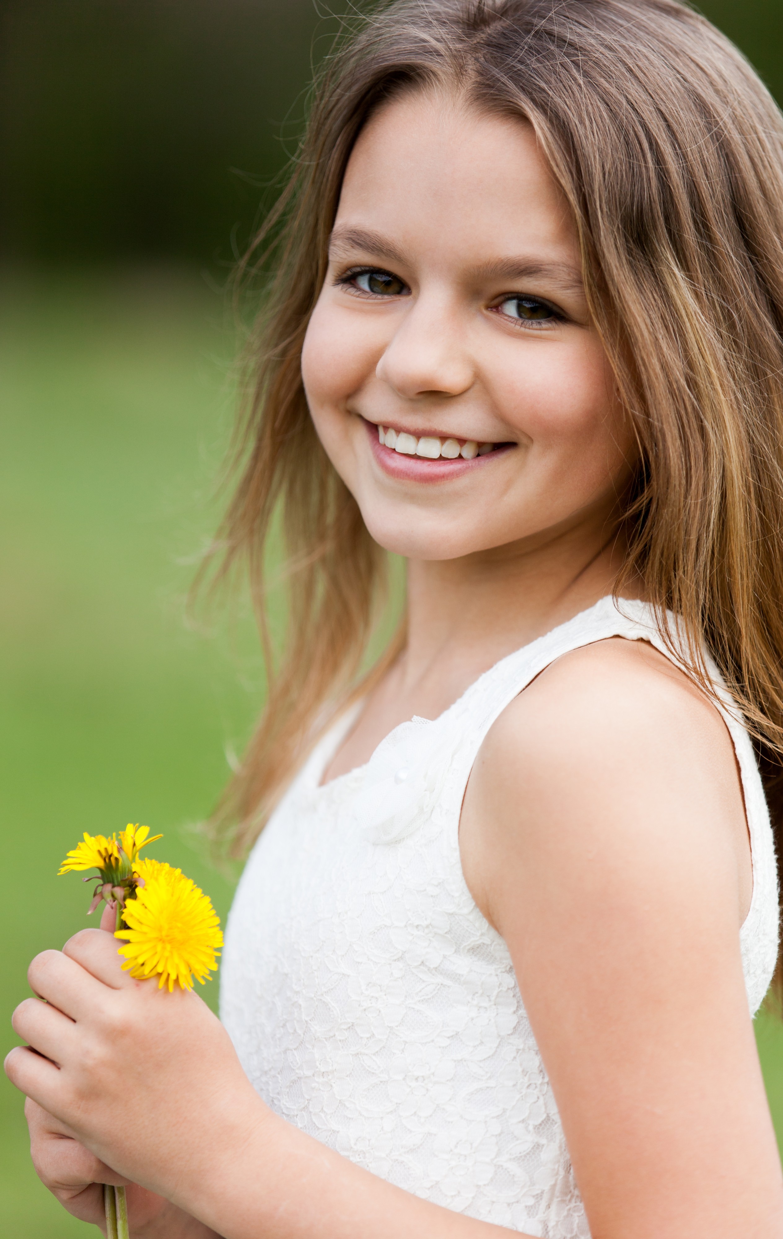 photo-of-a-cute-12-year-old-girl-photographed-in-may-2015-picture-19