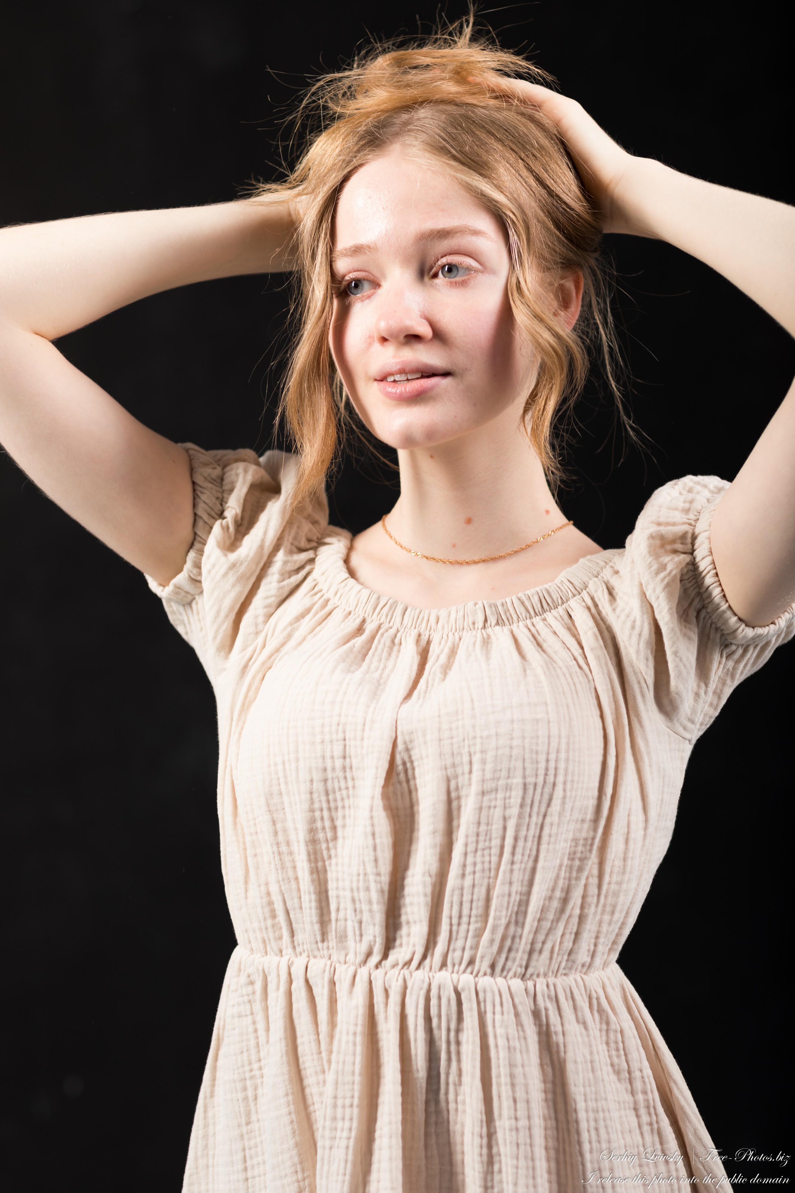 Daria - a 19-year-old girl with natural lips and fair hair, the first photo session by Serhiy Lvivsky, taken in June 2024, picture 10