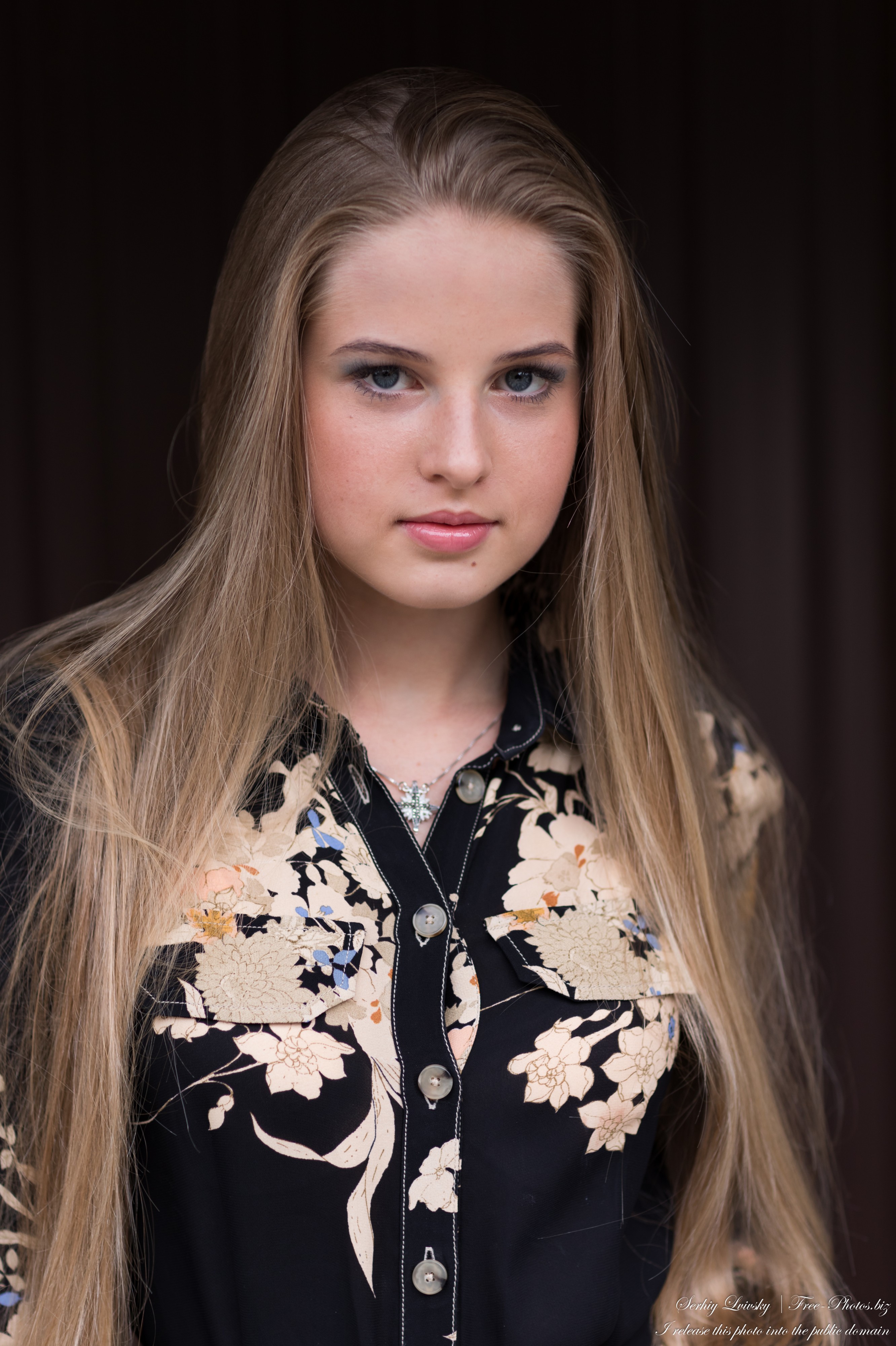 Photo Of Diana An 18 Year Old Natural Blonde Girl Photographed In August 2020 By Serhiy