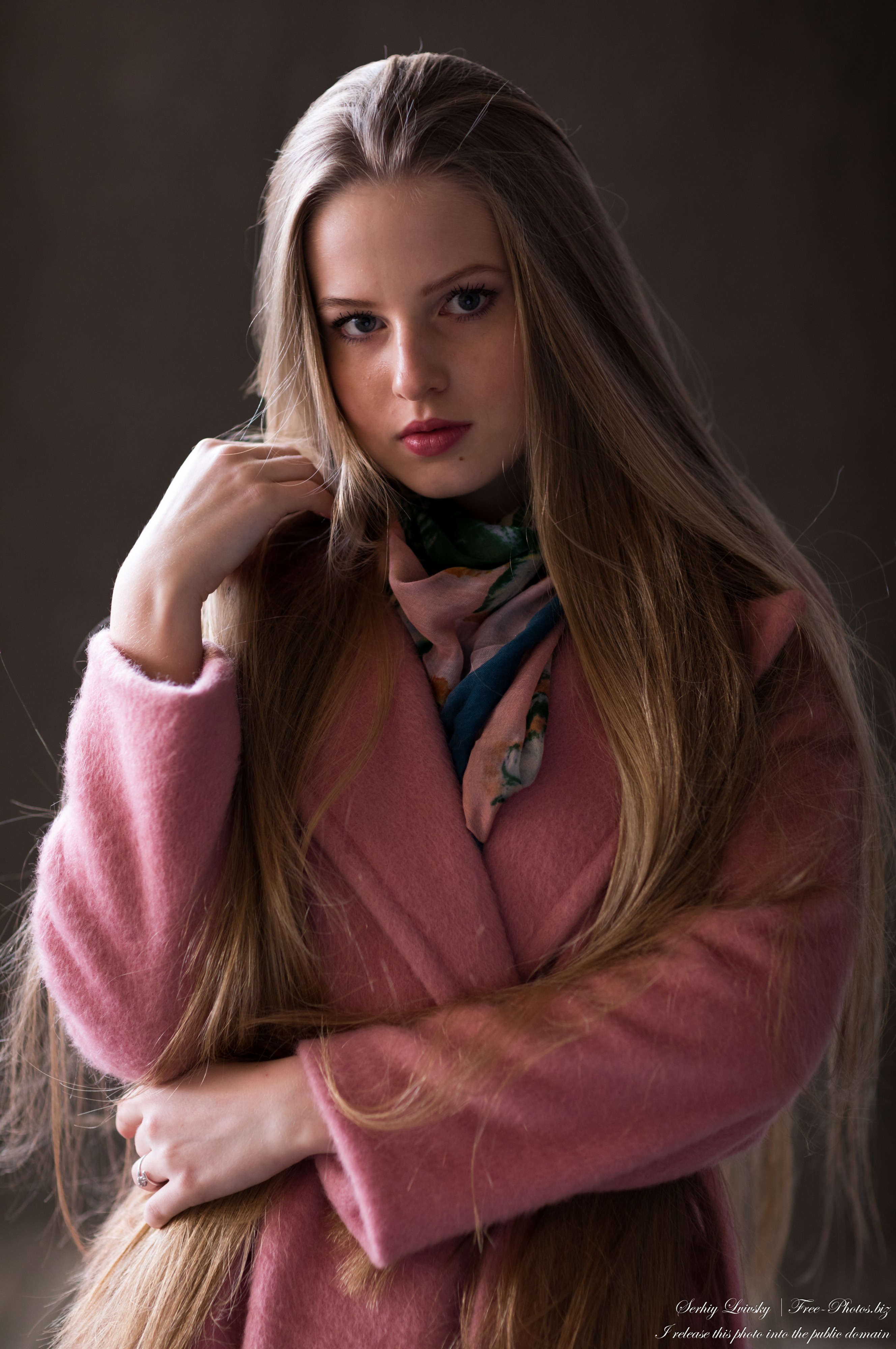 Photo Of Diana An 18 Year Old Natural Blonde Girl Photographed In October 2020 By Serhiy