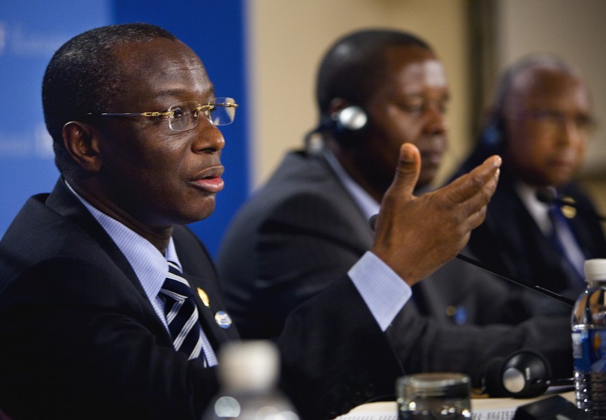 Abdoulaye Diop, IMF 116afrpresser2