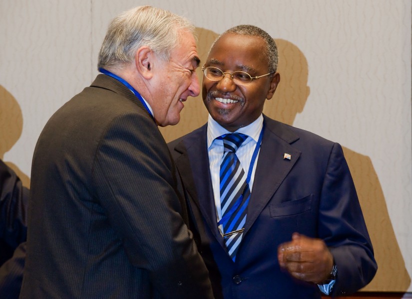 Jean-Claude Masangu Mulongo with Dominique Strauss-Kahn, IMF 982008G24 3 lg