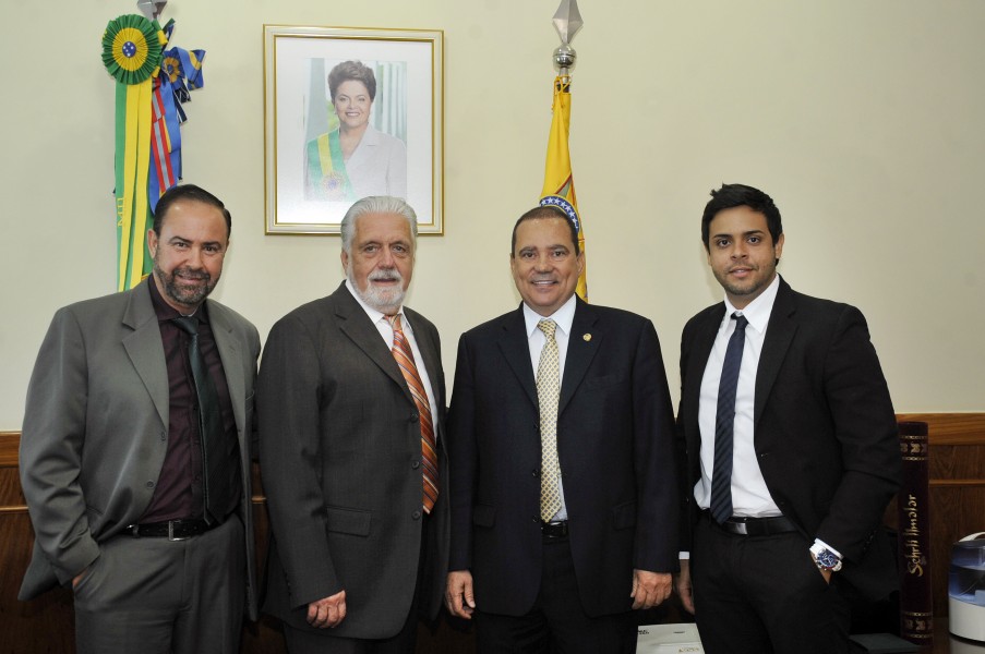 Recebe em audiência o senador Vicentinho Alves (PR-TO). (20288953592)