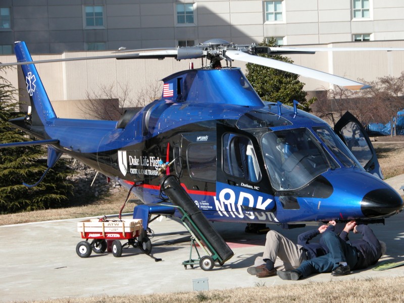 2004-02-02 Servicing the Duke Life Flight helicopter