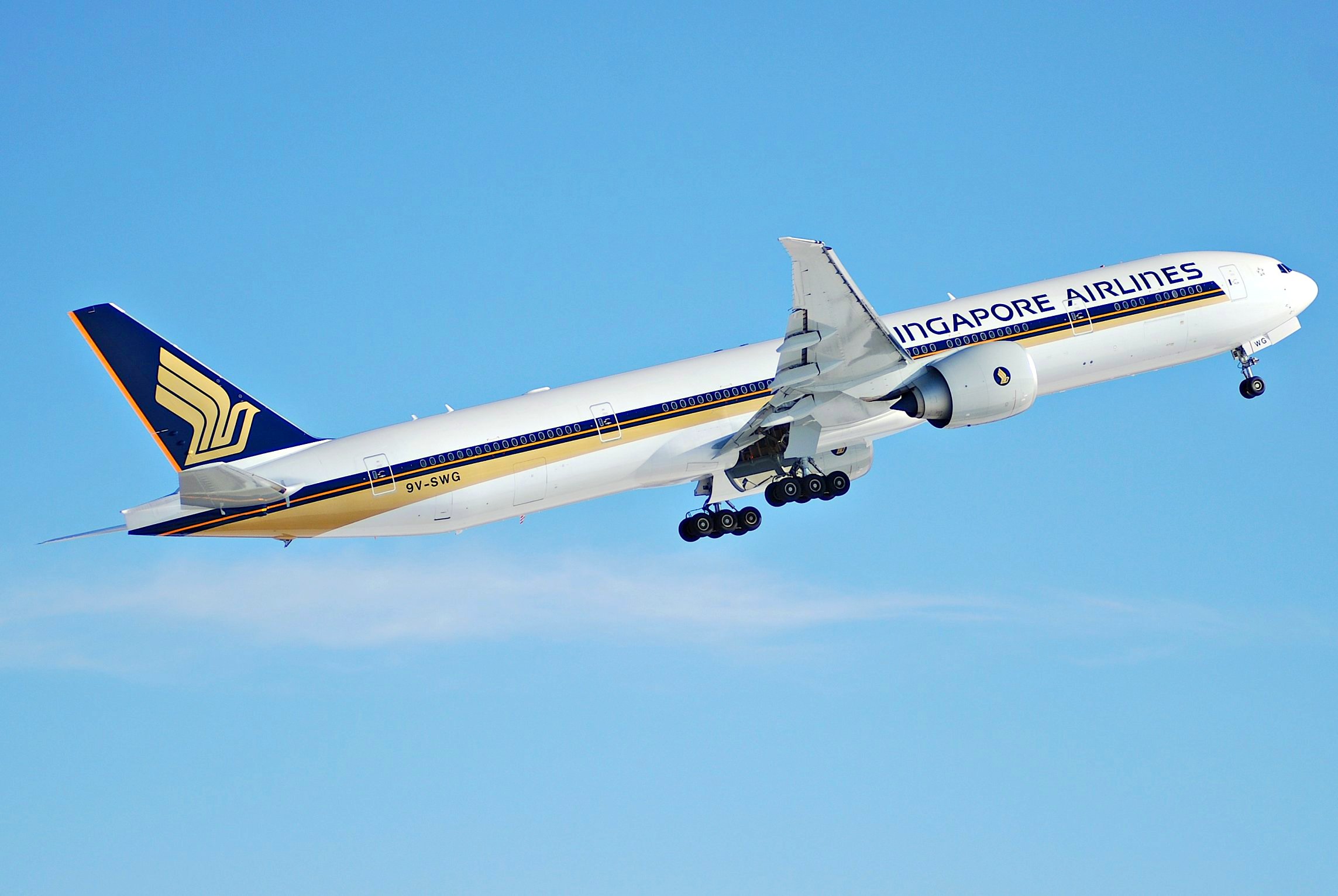 Singapore Airlines Boeing 777-300ER, 9V-SWG@ZRH,28.01.2007-449bv - Flickr - Aero Icarus