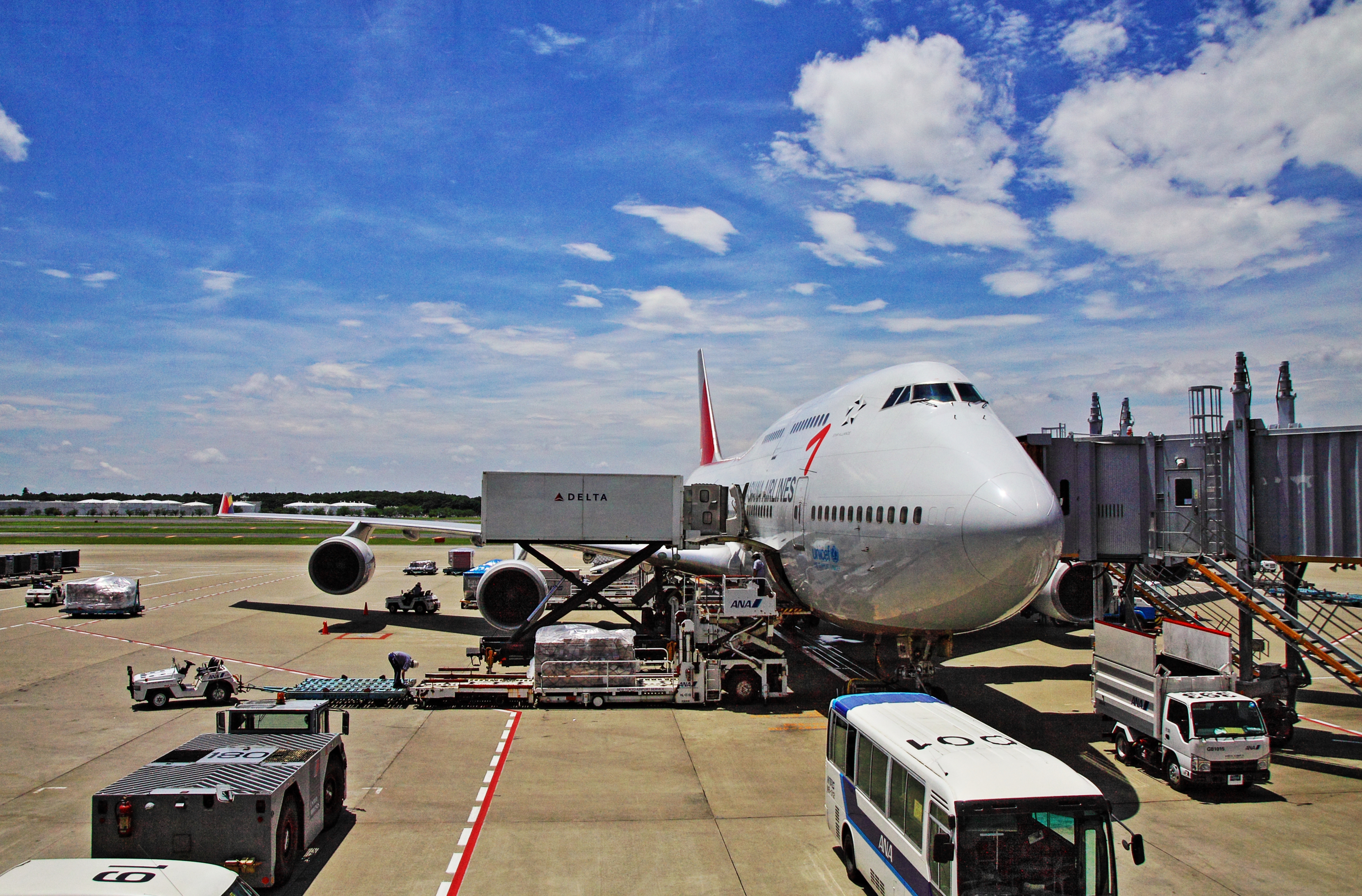 Asiana Arilines B747