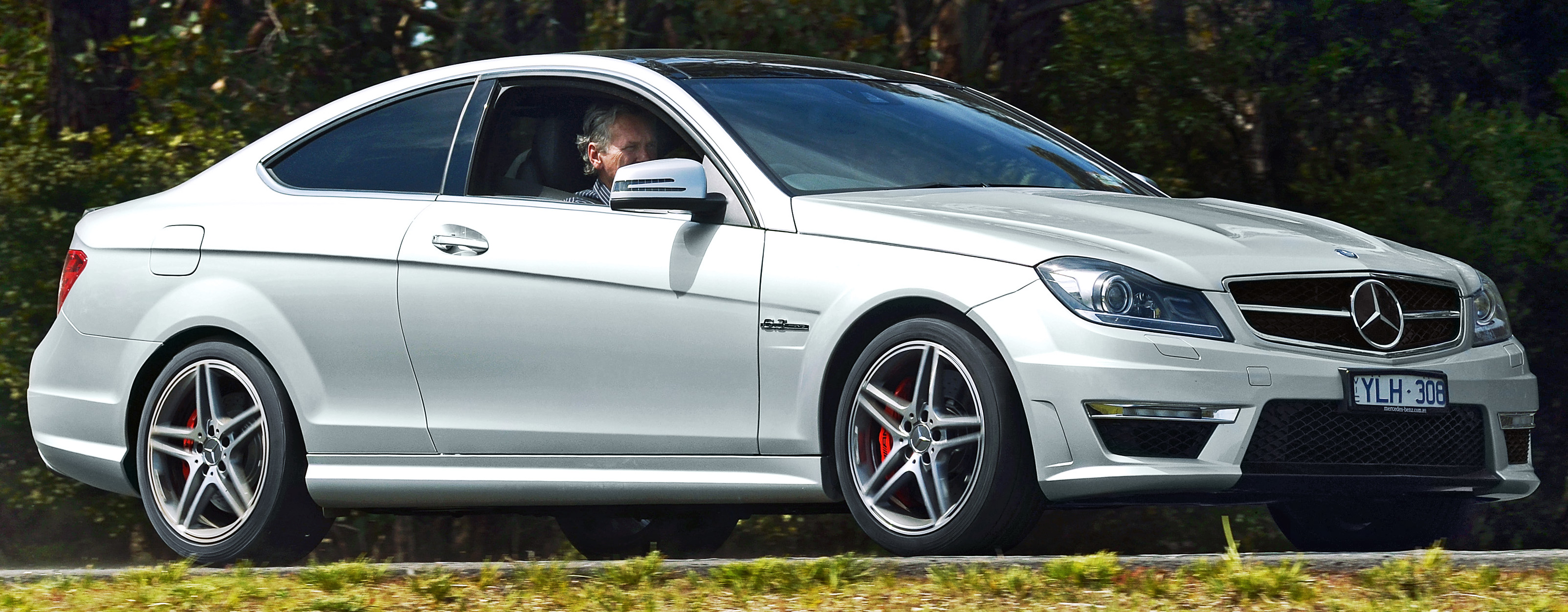 2011 Mercedes-Benz C 63 AMG (C204) coupe (2011-10-13)