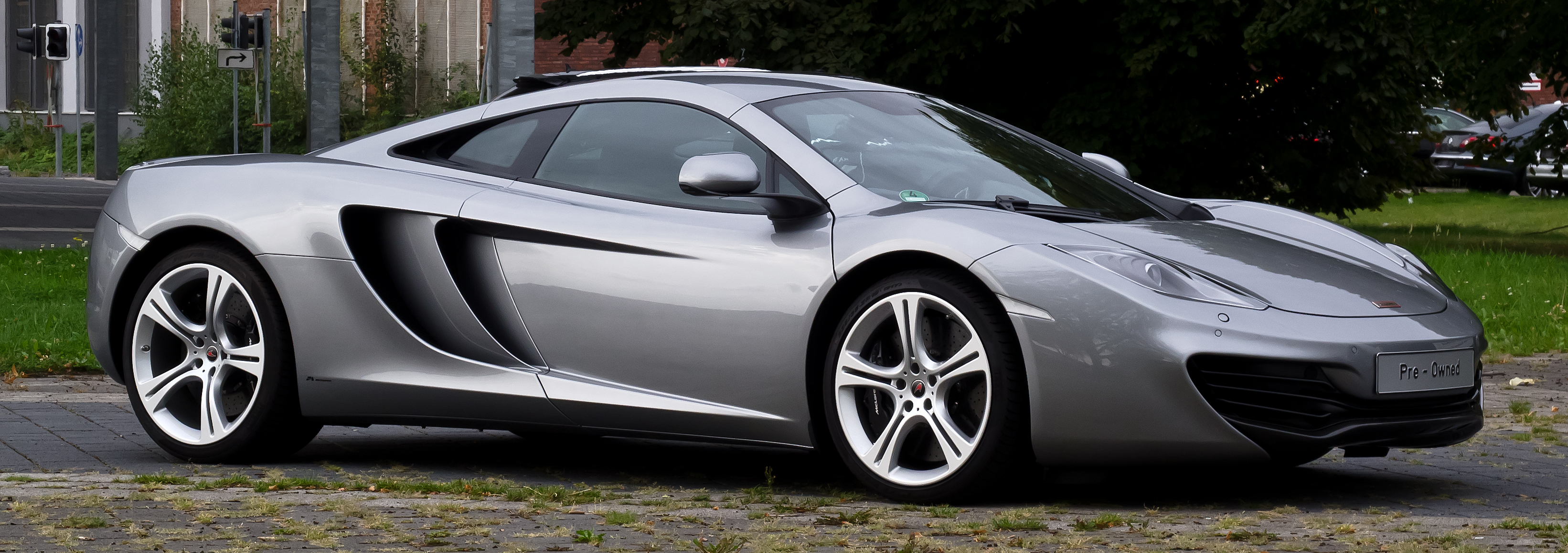 McLaren MP4-12C – Frontansicht (6), 30. August 2012, Düsseldorf