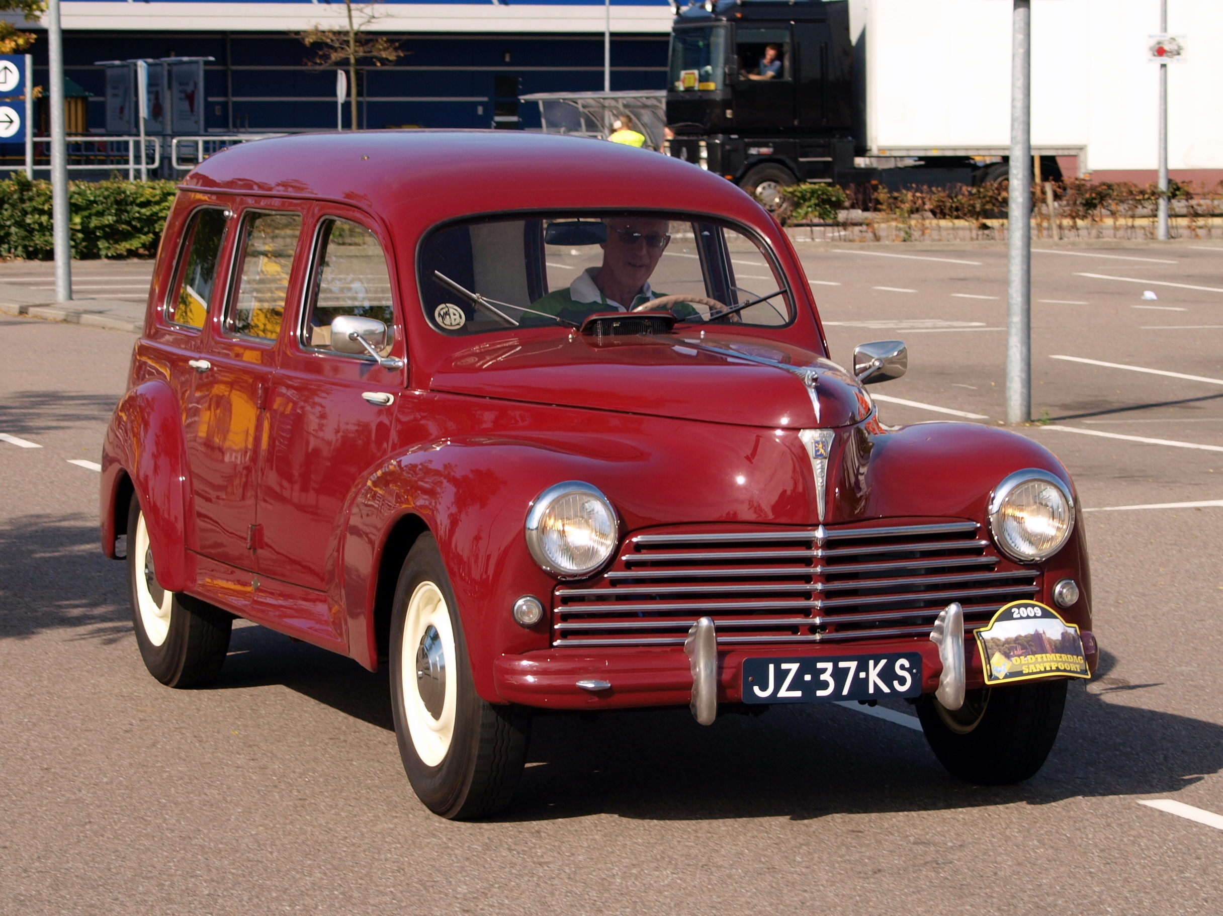 Peugeot 203 U6A JZ-37-KS pic1