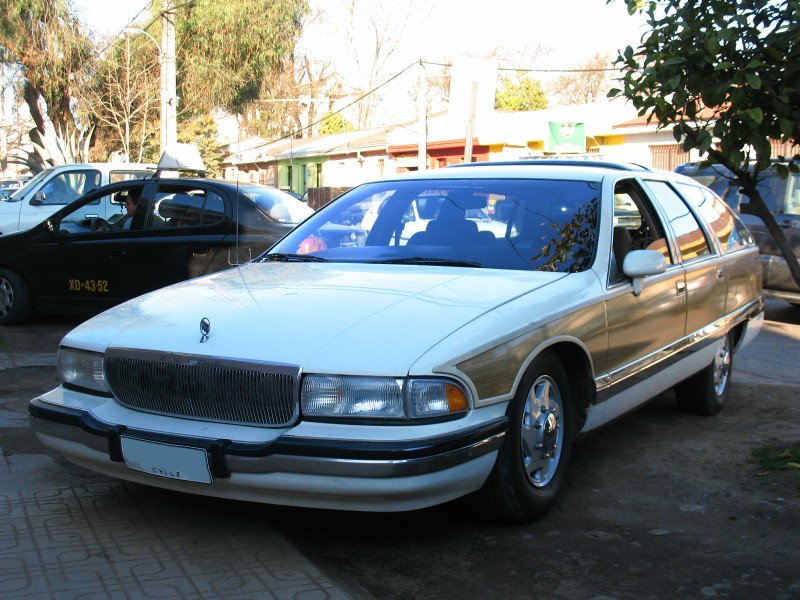 Buick Roadmaster Estate Wagon 1991 (11125596494)