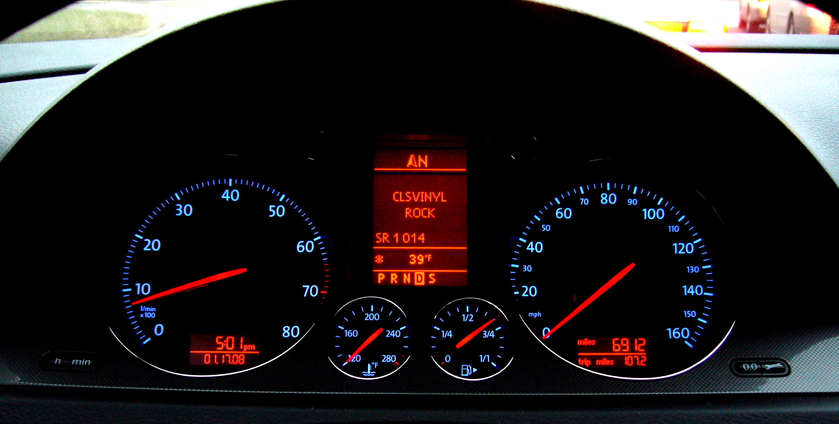 Volkswagen Passat B6 instruments